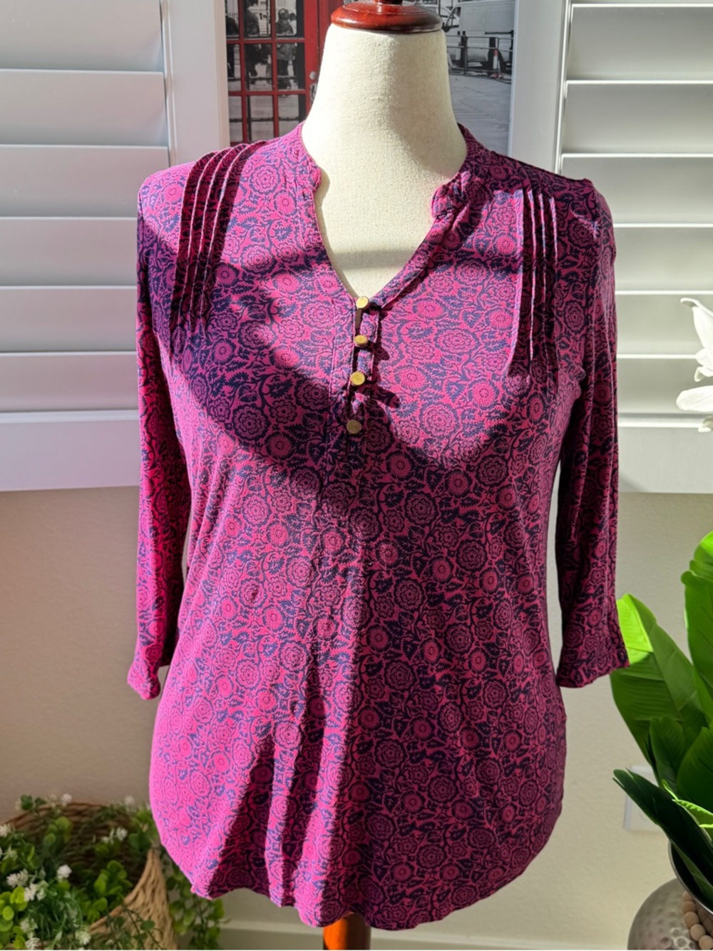 Izabel. Size L. Women's Pink Floral Henley Blouse with Pintuck Shoulder Detail